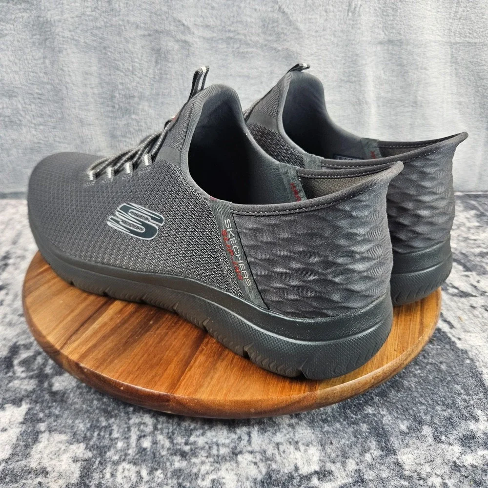 Skechers summits high